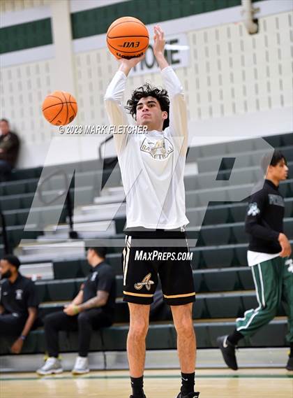 Thumbnail 3 in Absegami vs Pemberton (NJSIAA South Group 3 Round 1) photogallery.