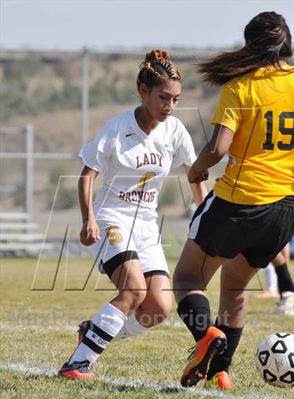 Thumbnail 1 in Kirtland Central vs. Santa Fe Indian School photogallery.