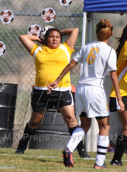 Thumbnail 2 in Kirtland Central vs. Santa Fe Indian School photogallery.