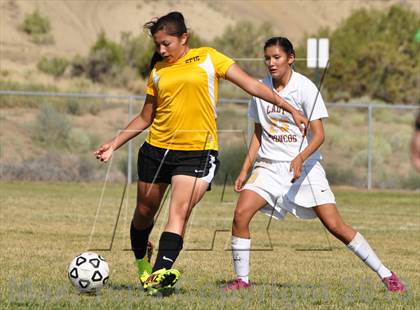 Thumbnail 3 in Kirtland Central vs. Santa Fe Indian School photogallery.