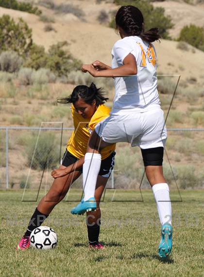 Thumbnail 1 in Kirtland Central vs. Santa Fe Indian School photogallery.