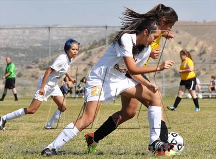 Thumbnail 2 in Kirtland Central vs. Santa Fe Indian School photogallery.