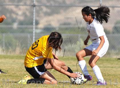 Thumbnail 1 in Kirtland Central vs. Santa Fe Indian School photogallery.