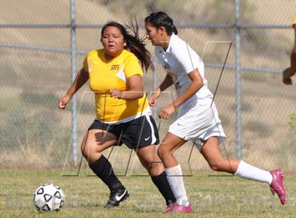 Thumbnail 3 in Kirtland Central vs. Santa Fe Indian School photogallery.