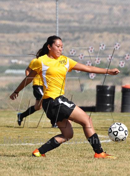 Thumbnail 1 in Kirtland Central vs. Santa Fe Indian School photogallery.