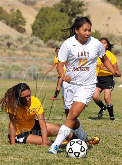 Thumbnail 1 in Kirtland Central vs. Santa Fe Indian School photogallery.