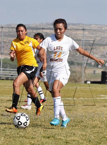 Thumbnail 1 in Kirtland Central vs. Santa Fe Indian School photogallery.