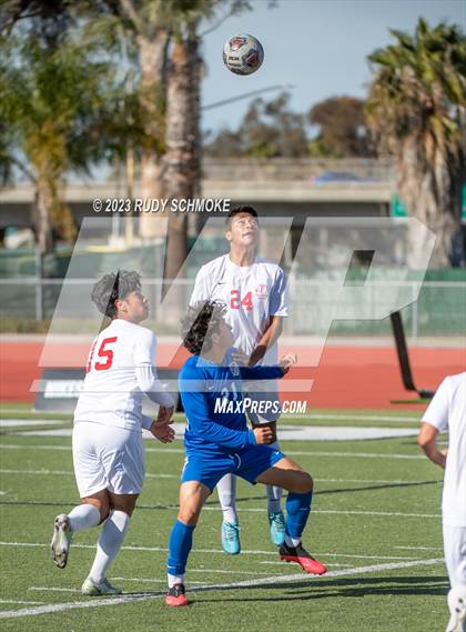 Thumbnail 3 in San Pasqual vs. Fallbrook (SoCal HS Classic presented by Nike) photogallery.