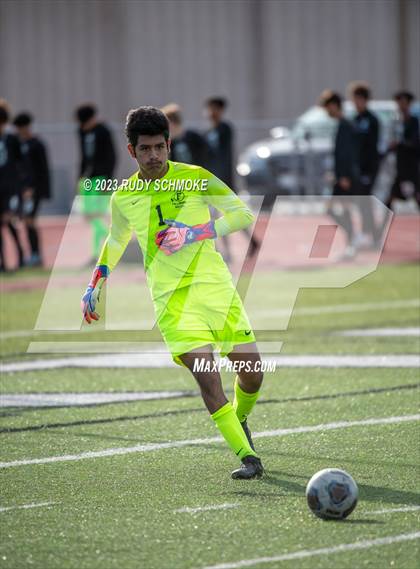 Thumbnail 1 in San Pasqual vs. Fallbrook (SoCal HS Classic presented by Nike) photogallery.