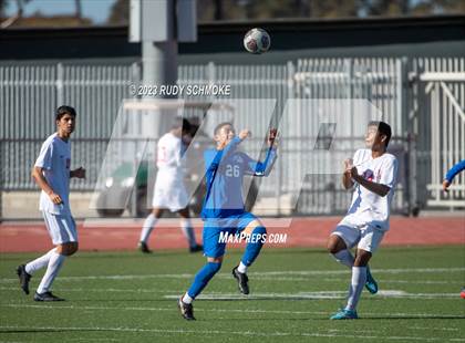 Thumbnail 3 in San Pasqual vs. Fallbrook (SoCal HS Classic presented by Nike) photogallery.
