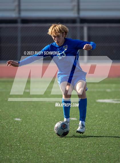 Thumbnail 2 in San Pasqual vs. Fallbrook (SoCal HS Classic presented by Nike) photogallery.