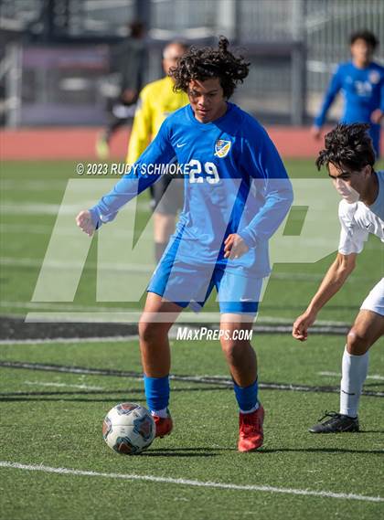 Thumbnail 1 in San Pasqual vs. Fallbrook (SoCal HS Classic presented by Nike) photogallery.