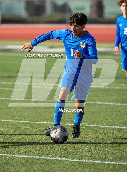 Thumbnail 1 in San Pasqual vs. Fallbrook (SoCal HS Classic presented by Nike) photogallery.