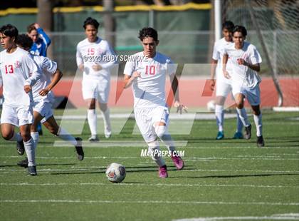 Thumbnail 2 in San Pasqual vs. Fallbrook (SoCal HS Classic presented by Nike) photogallery.