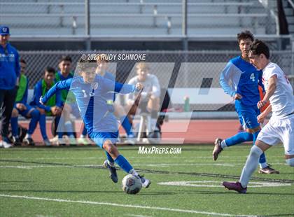 Thumbnail 2 in San Pasqual vs. Fallbrook (SoCal HS Classic presented by Nike) photogallery.