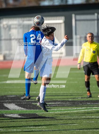 Thumbnail 3 in San Pasqual vs. Fallbrook (SoCal HS Classic presented by Nike) photogallery.