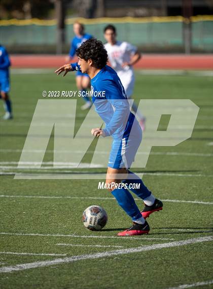 Thumbnail 3 in San Pasqual vs. Fallbrook (SoCal HS Classic presented by Nike) photogallery.