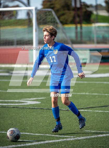 Thumbnail 3 in San Pasqual vs. Fallbrook (SoCal HS Classic presented by Nike) photogallery.