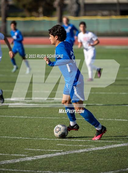 Thumbnail 1 in San Pasqual vs. Fallbrook (SoCal HS Classic presented by Nike) photogallery.