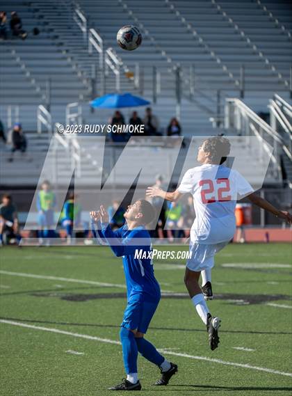 Thumbnail 1 in San Pasqual vs. Fallbrook (SoCal HS Classic presented by Nike) photogallery.