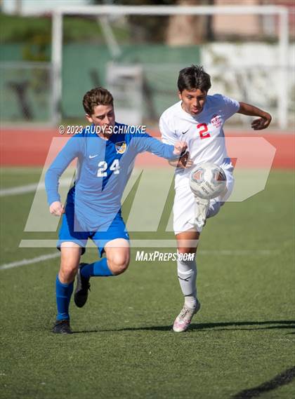 Thumbnail 1 in San Pasqual vs. Fallbrook (SoCal HS Classic presented by Nike) photogallery.
