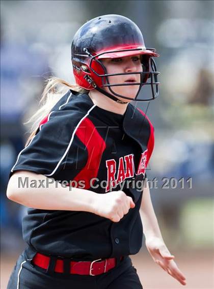 Thumbnail 1 in Sweeny vs. Terry (First Capitol Classic) photogallery.