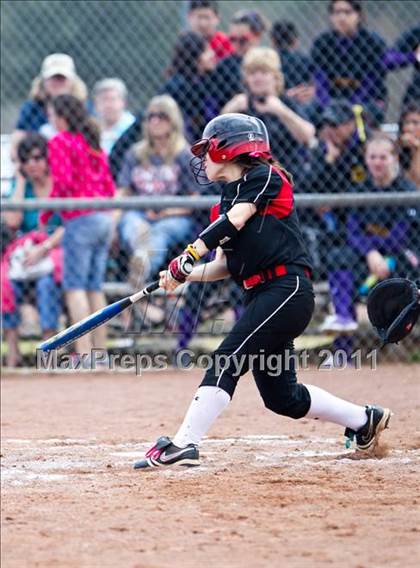 Thumbnail 2 in Sweeny vs. Terry (First Capitol Classic) photogallery.