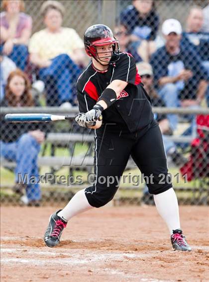 Thumbnail 3 in Sweeny vs. Terry (First Capitol Classic) photogallery.