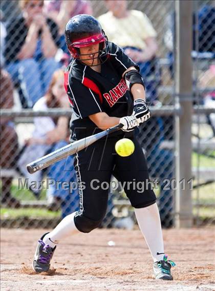 Thumbnail 3 in Sweeny vs. Terry (First Capitol Classic) photogallery.