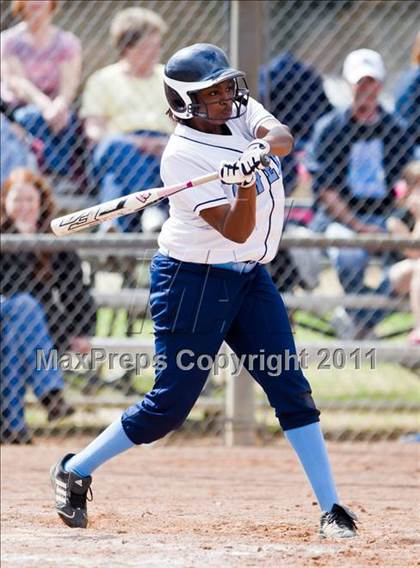 Thumbnail 2 in Sweeny vs. Terry (First Capitol Classic) photogallery.