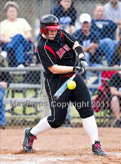 Thumbnail 1 in Sweeny vs. Terry (First Capitol Classic) photogallery.