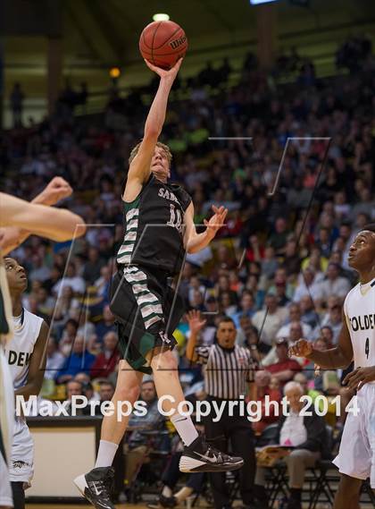 Thumbnail 1 in Fossil Ridge vs. Mountain Vista (CHSAA 5A Semifinal) photogallery.