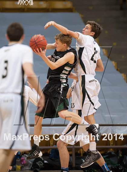 Thumbnail 3 in Fossil Ridge vs. Mountain Vista (CHSAA 5A Semifinal) photogallery.