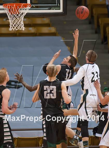 Thumbnail 1 in Fossil Ridge vs. Mountain Vista (CHSAA 5A Semifinal) photogallery.
