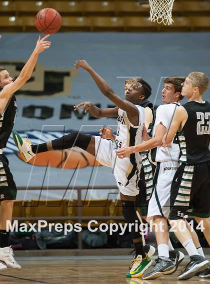 Thumbnail 1 in Fossil Ridge vs. Mountain Vista (CHSAA 5A Semifinal) photogallery.