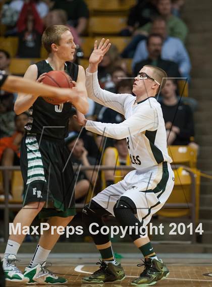 Thumbnail 3 in Fossil Ridge vs. Mountain Vista (CHSAA 5A Semifinal) photogallery.