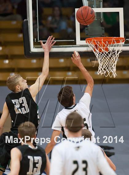 Thumbnail 3 in Fossil Ridge vs. Mountain Vista (CHSAA 5A Semifinal) photogallery.