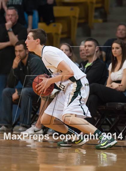 Thumbnail 3 in Fossil Ridge vs. Mountain Vista (CHSAA 5A Semifinal) photogallery.