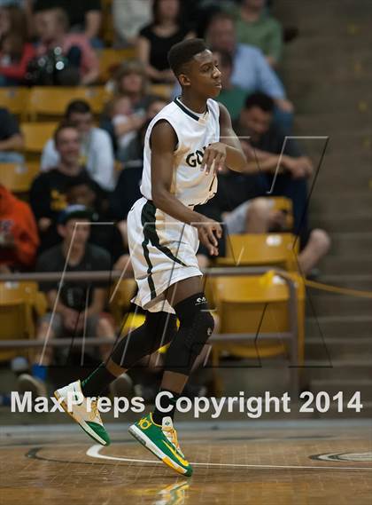 Thumbnail 3 in Fossil Ridge vs. Mountain Vista (CHSAA 5A Semifinal) photogallery.