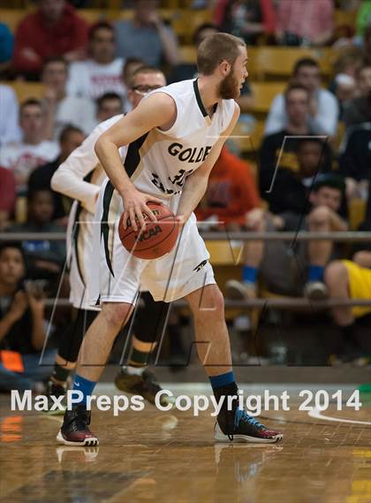 Thumbnail 1 in Fossil Ridge vs. Mountain Vista (CHSAA 5A Semifinal) photogallery.
