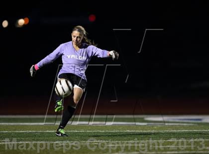 Thumbnail 1 in Battle Mountain @ Valor Christian (CHSAA 4A Playoff Round 2) photogallery.