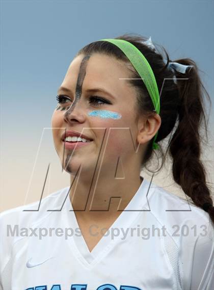 Thumbnail 3 in Battle Mountain @ Valor Christian (CHSAA 4A Playoff Round 2) photogallery.