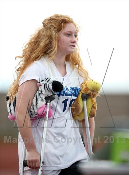 Thumbnail 2 in Battle Mountain @ Valor Christian (CHSAA 4A Playoff Round 2) photogallery.