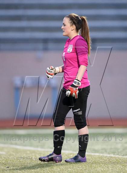 Thumbnail 2 in Battle Mountain @ Valor Christian (CHSAA 4A Playoff Round 2) photogallery.