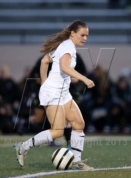 Thumbnail 2 in Battle Mountain @ Valor Christian (CHSAA 4A Playoff Round 2) photogallery.