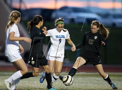 Thumbnail 1 in Battle Mountain @ Valor Christian (CHSAA 4A Playoff Round 2) photogallery.