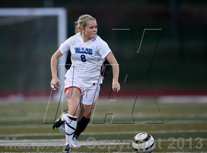 Thumbnail 2 in Battle Mountain @ Valor Christian (CHSAA 4A Playoff Round 2) photogallery.