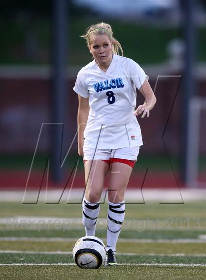 Thumbnail 3 in Battle Mountain @ Valor Christian (CHSAA 4A Playoff Round 2) photogallery.