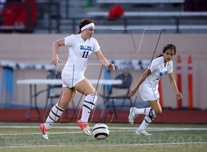 Thumbnail 2 in Battle Mountain @ Valor Christian (CHSAA 4A Playoff Round 2) photogallery.