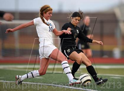 Thumbnail 2 in Battle Mountain @ Valor Christian (CHSAA 4A Playoff Round 2) photogallery.